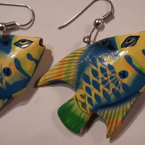 Jewelry Earrings - Picture 3 of 4